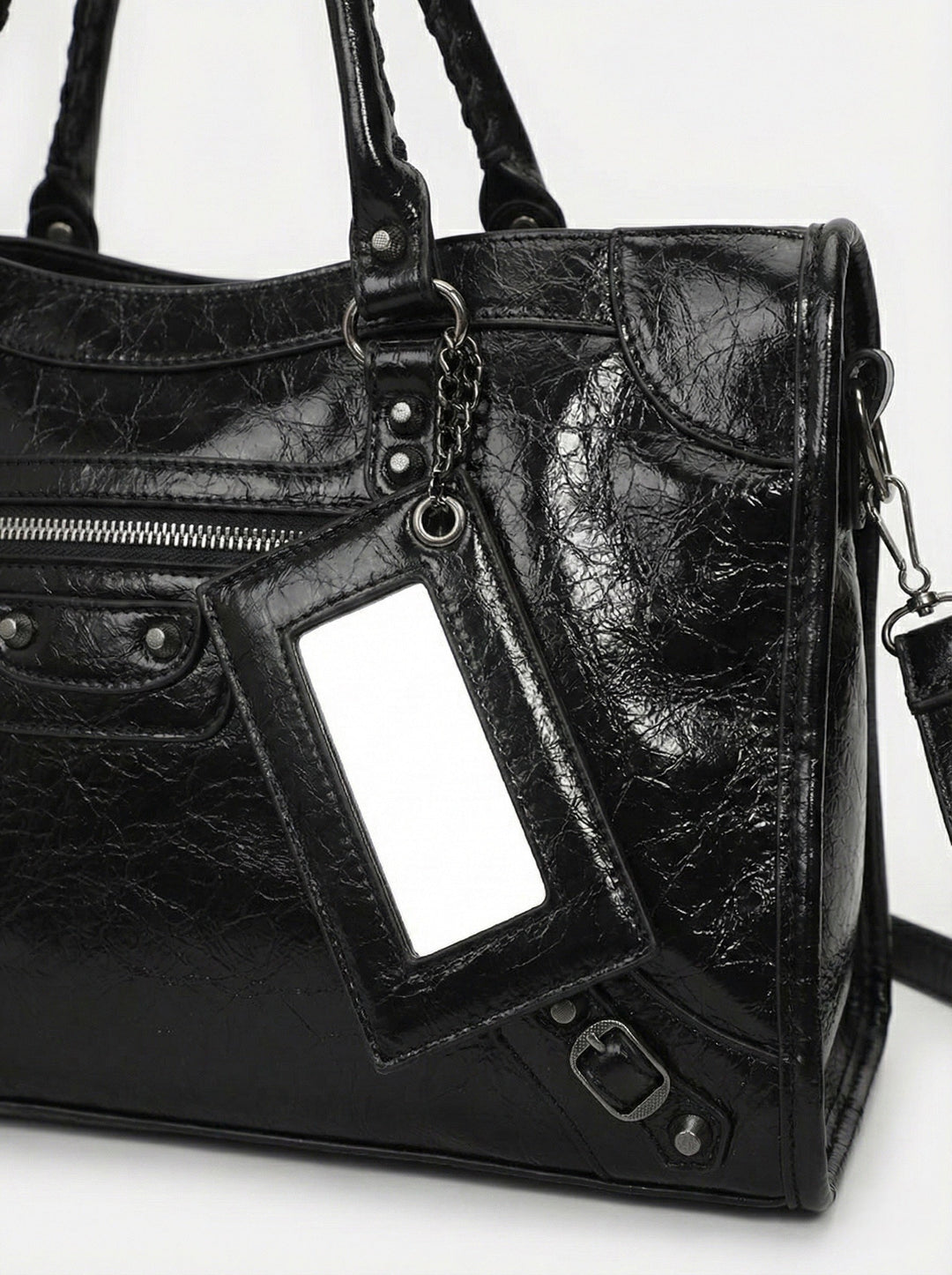 Carmela- Stylish Handbag with Spacious Interior & Minimalist Design