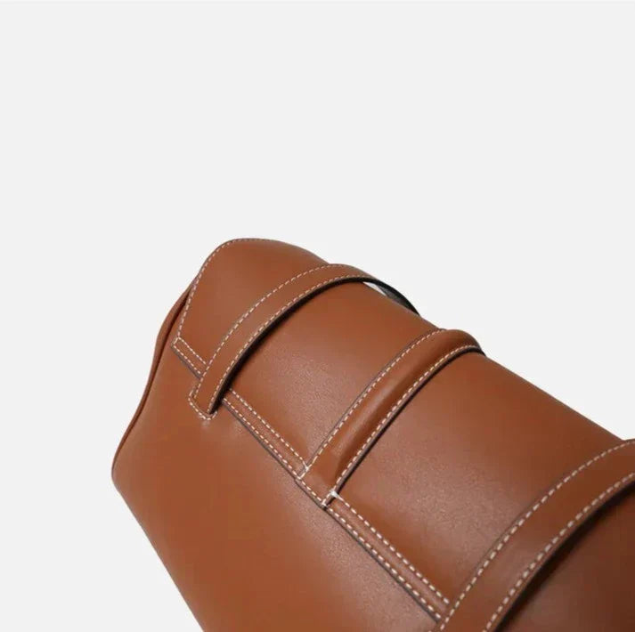 Maris Budapeste Pouch