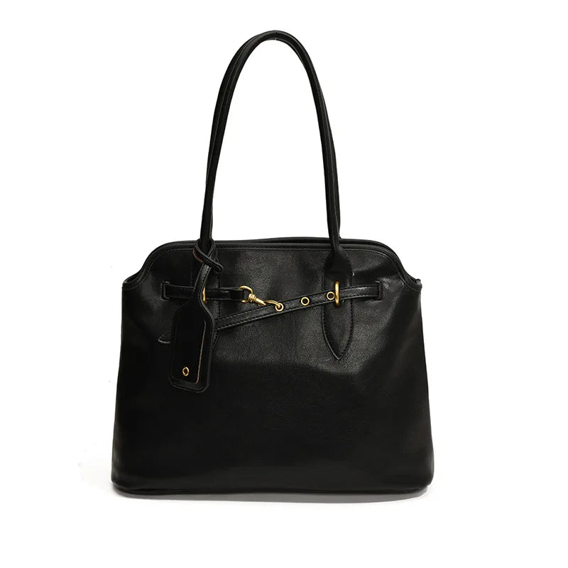 Maris Praga Collection